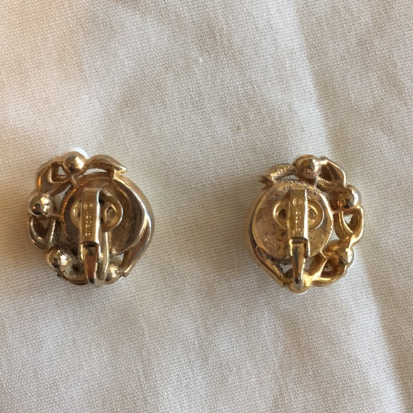 Trifari Gold Tone Beaded Clip On Earrings - Picture 2 of 6